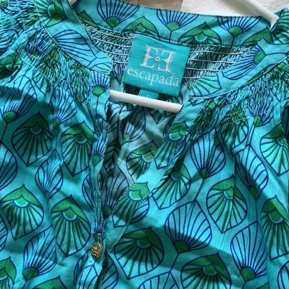 Escapada blue teal top blouse printed size Small peacock print smocked neck - Picture 14 of 14